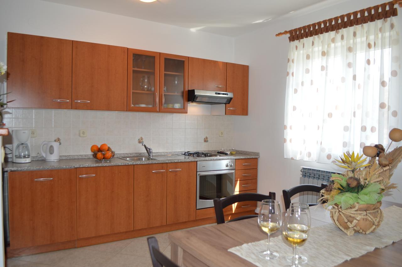 Apartment M&M Marasi Luaran gambar